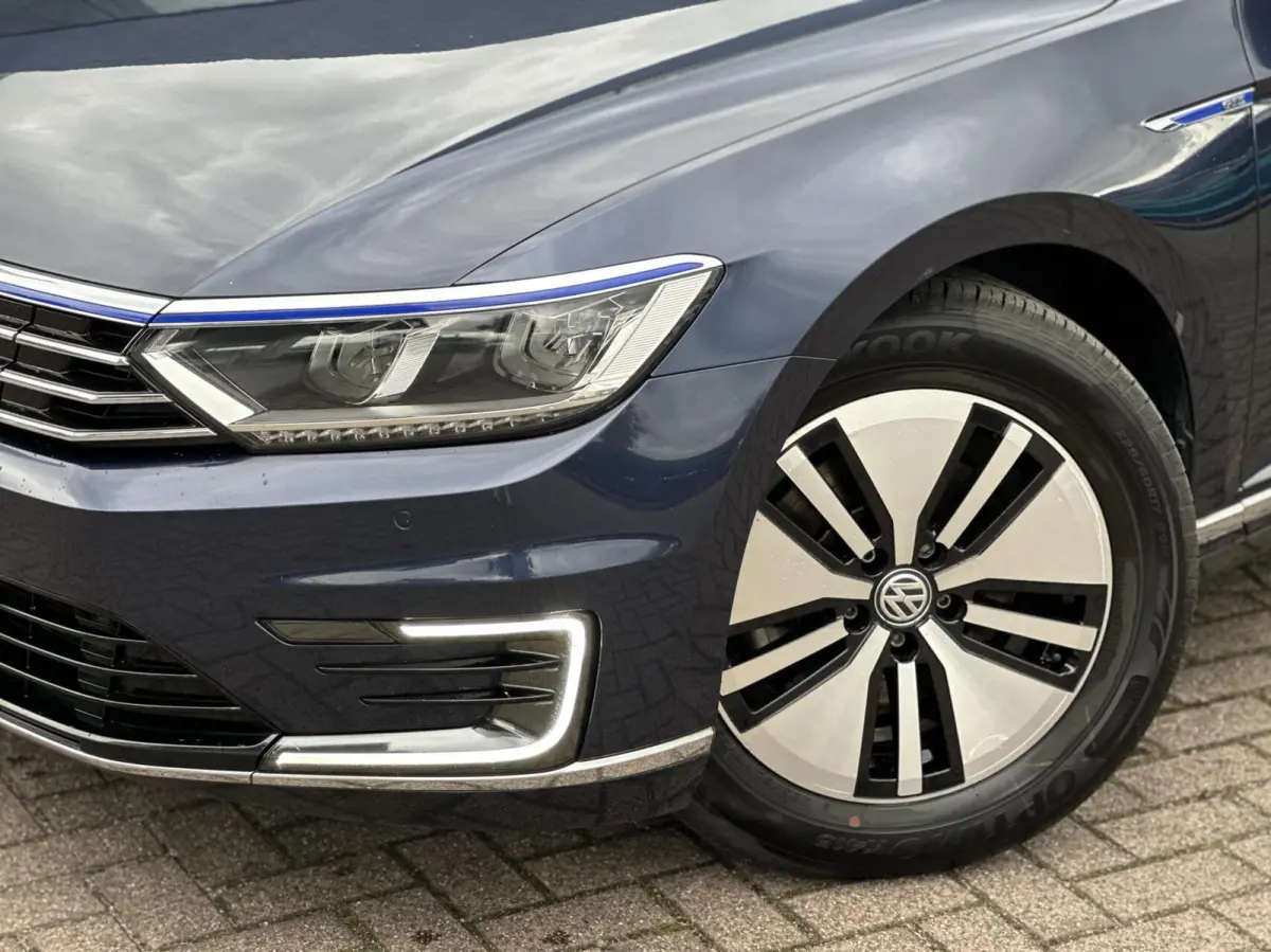 1.4 TSI GTE Plug-in DSG sedan 2017 1e eig