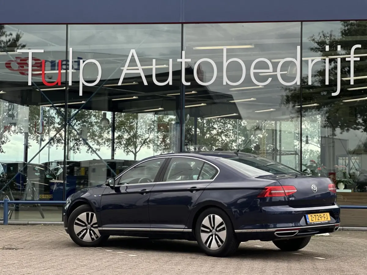 1.4 TSI GTE Plug-in DSG sedan 2017 1e eig