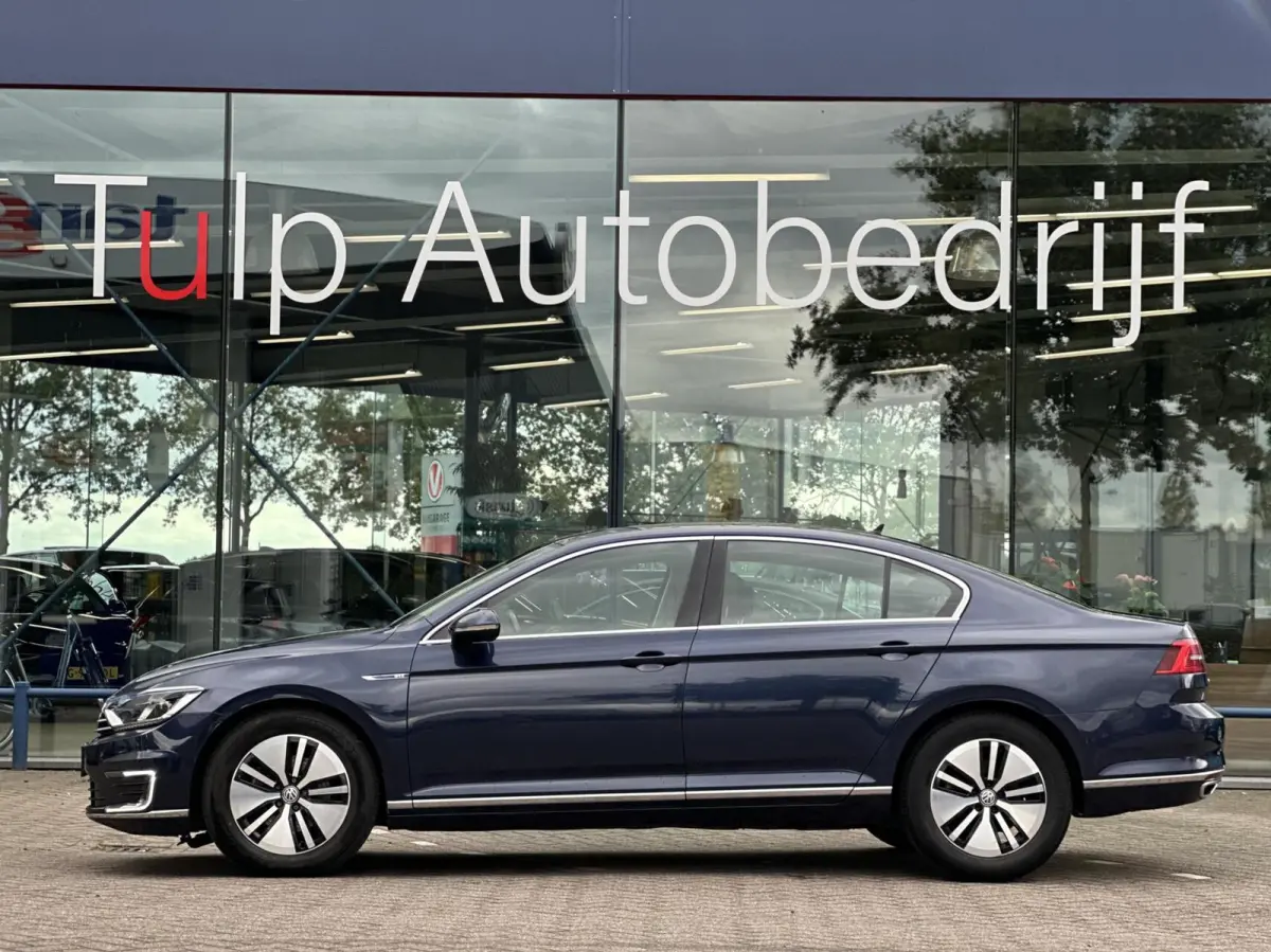 1.4 TSI GTE Plug-in DSG sedan 2017 1e eig