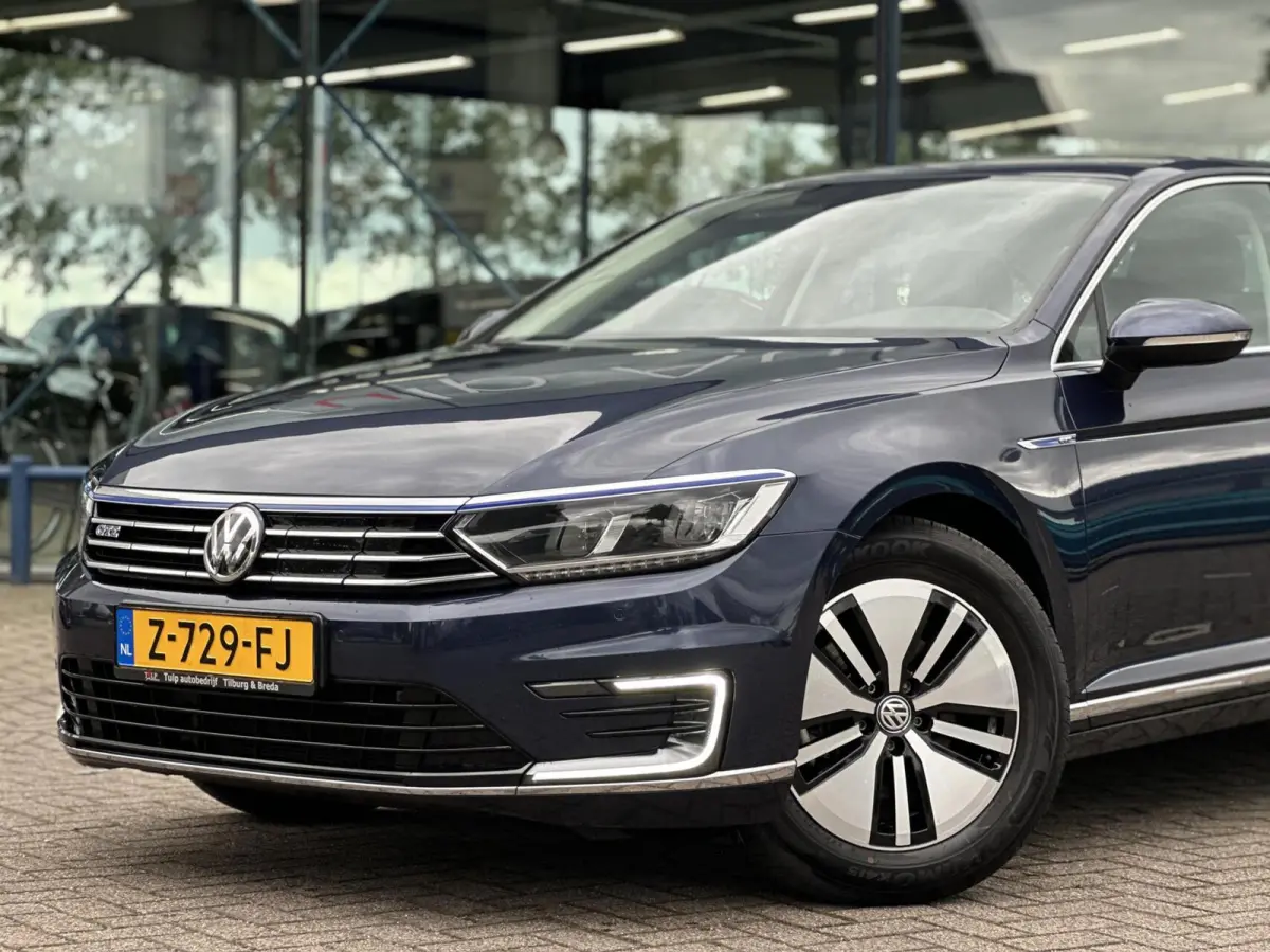 1.4 TSI GTE Plug-in DSG sedan 2017 1e eig