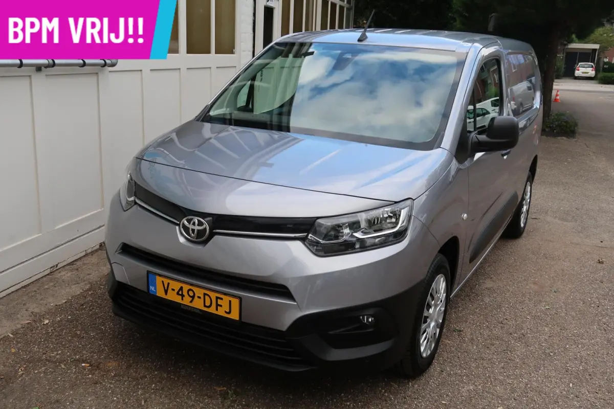 L2 |DIRECT LEVERBAAR + BPM VRIJ | 3-Zitter | Toyota GARANTIE|Carplay 1.5 D-4D Live Long