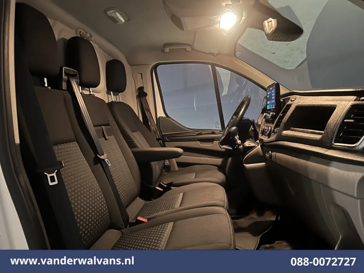 2.0 TDCI L2H1 Euro6 Airco | Camera | 2800kg trekvermogen | Apple Carplay | Cruisecontrol | LED | Parkeersensoren Android Auto, Verwarmde voorruit, Bijrijdersbank