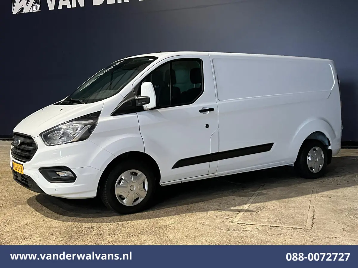 2.0 TDCI L2H1 Euro6 Airco | Camera | 2800kg trekvermogen | Apple Carplay | Cruisecontrol | LED | Parkeersensoren Android Auto, Verwarmde voorruit, Bijrijdersbank