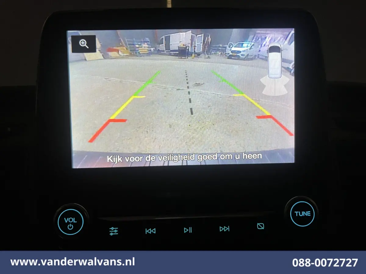 2.0 TDCI L2H1 Euro6 Airco | Camera | 2800kg trekvermogen | Apple Carplay | Cruisecontrol | LED | Parkeersensoren Android Auto, Verwarmde voorruit, Bijrijdersbank