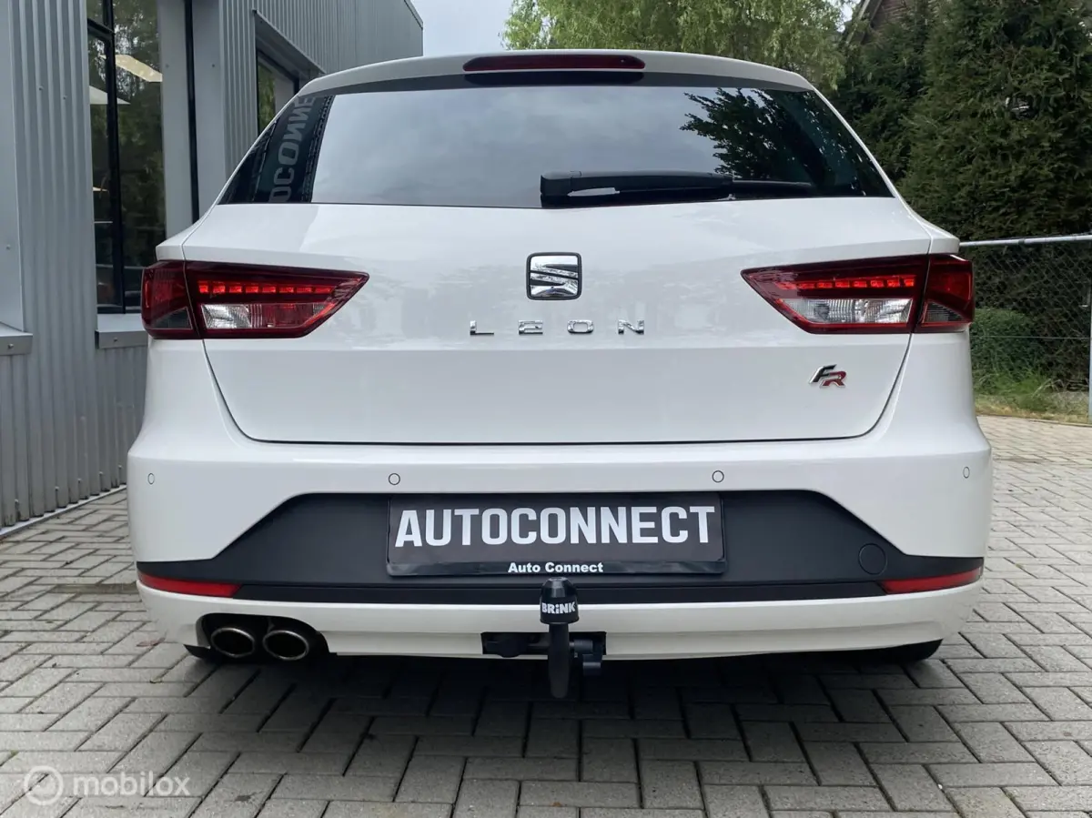 1.4 TSI FR, CRUISE, NAVI, PANODAK, PDC