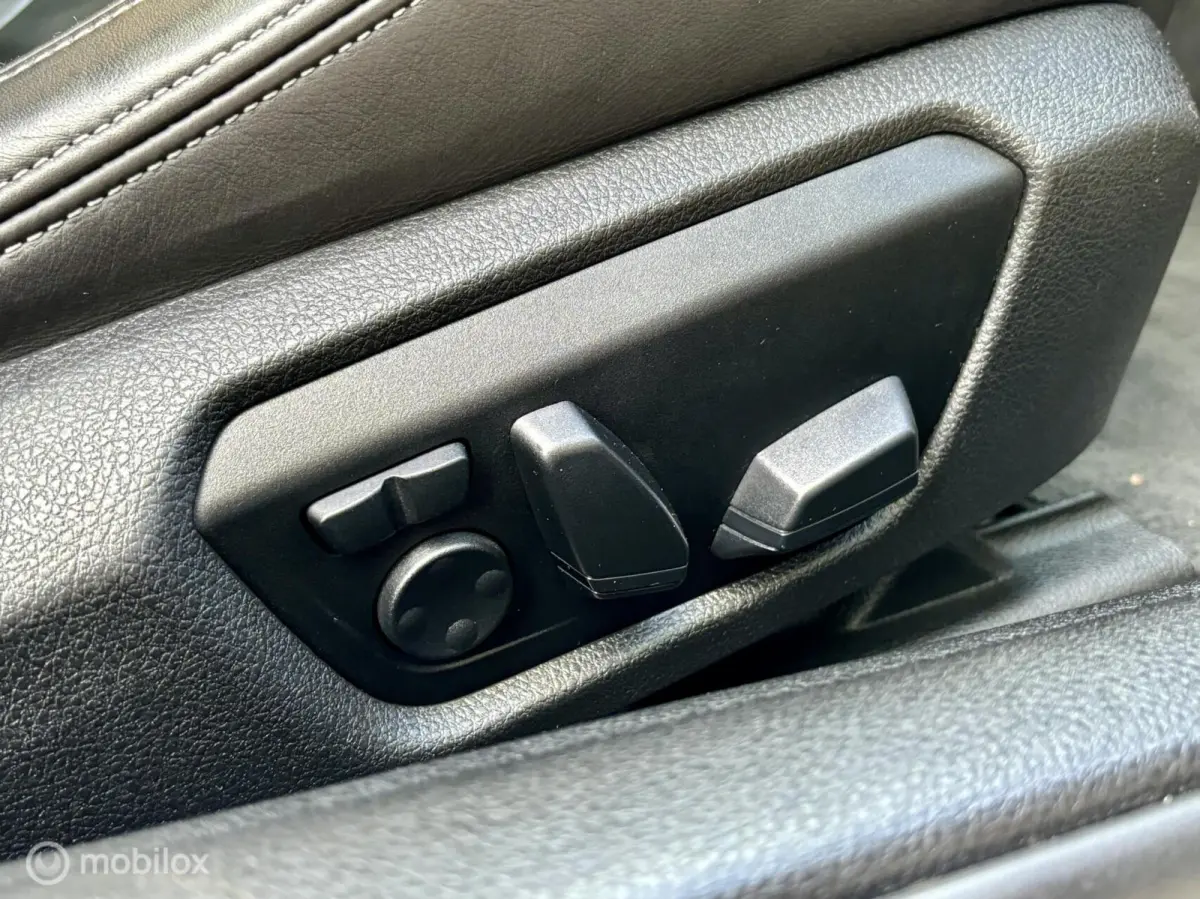 M4 4-SERIE. SCHUIFDAK, HARMAN/KARDON, VOL OPTIES.