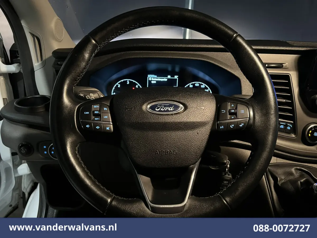 2.0 TDCI 131pk L3H2 Euro6 Airco | Camera | Navigatie | Apple Carplay | LED | Cruisecontrol Parkeersensoren, Stoelverwarming, Verwarmde voorruit, Bijrijdersbank, 2500kg trekvermogen