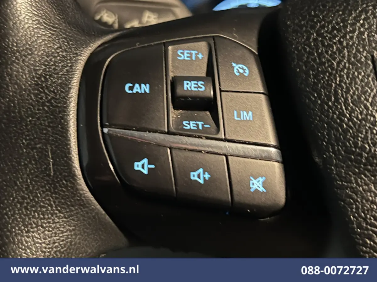 2.0 TDCI 131pk L3H2 Euro6 Airco | Camera | Navigatie | Apple Carplay | LED | Cruisecontrol Parkeersensoren, Stoelverwarming, Verwarmde voorruit, Bijrijdersbank, 2500kg trekvermogen
