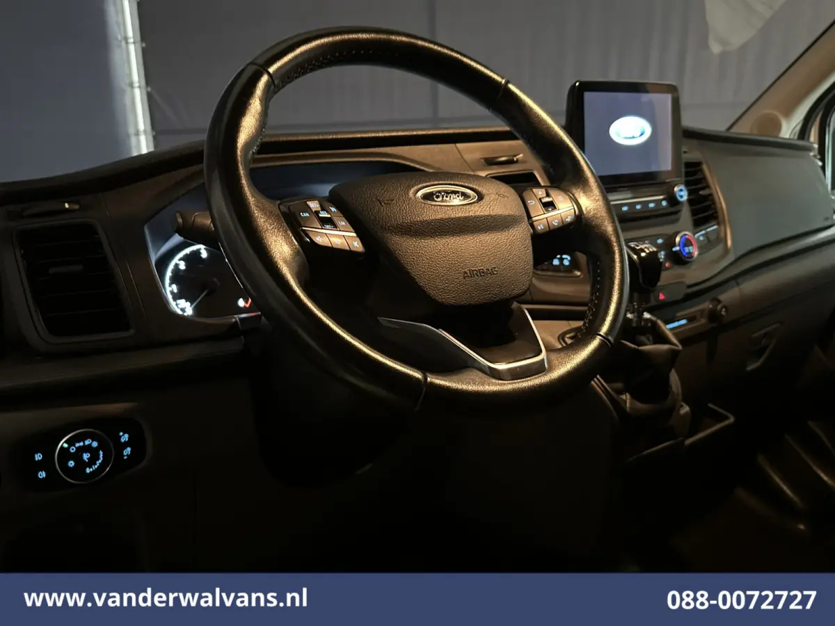 2.0 TDCI 131pk L3H2 Euro6 Airco | Camera | Navigatie | Apple Carplay | LED | Cruisecontrol Parkeersensoren, Stoelverwarming, Verwarmde voorruit, Bijrijdersbank, 2500kg trekvermogen