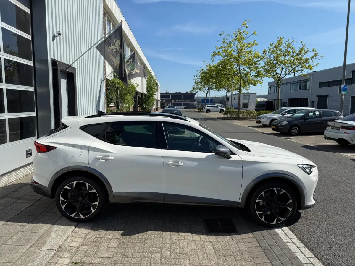 1.4 e-Hybrid VZ Performance 245PK 360º/VIRTU