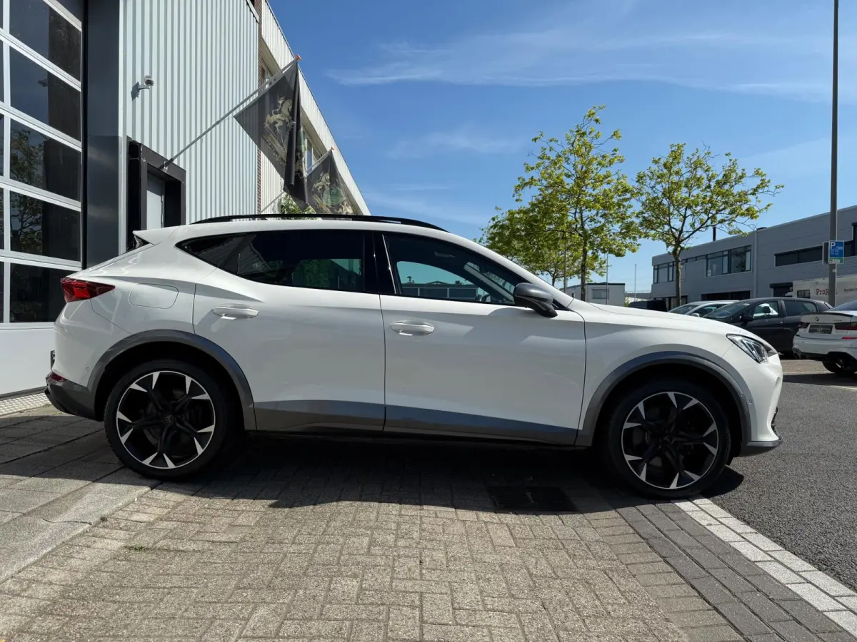 1.4 e-Hybrid VZ Performance 245PK 360º/VIRTU