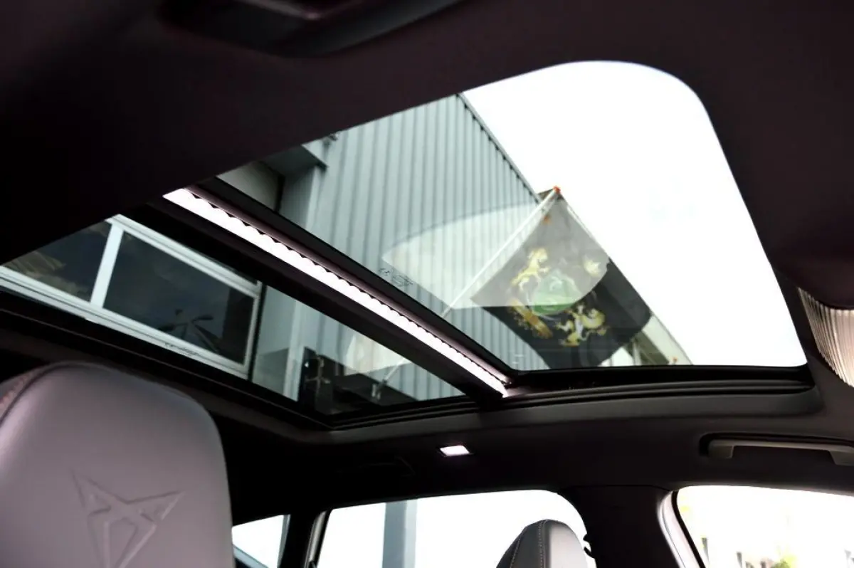 1.4 e-Hybrid VZ Performance 245PK 360º/VIRTU