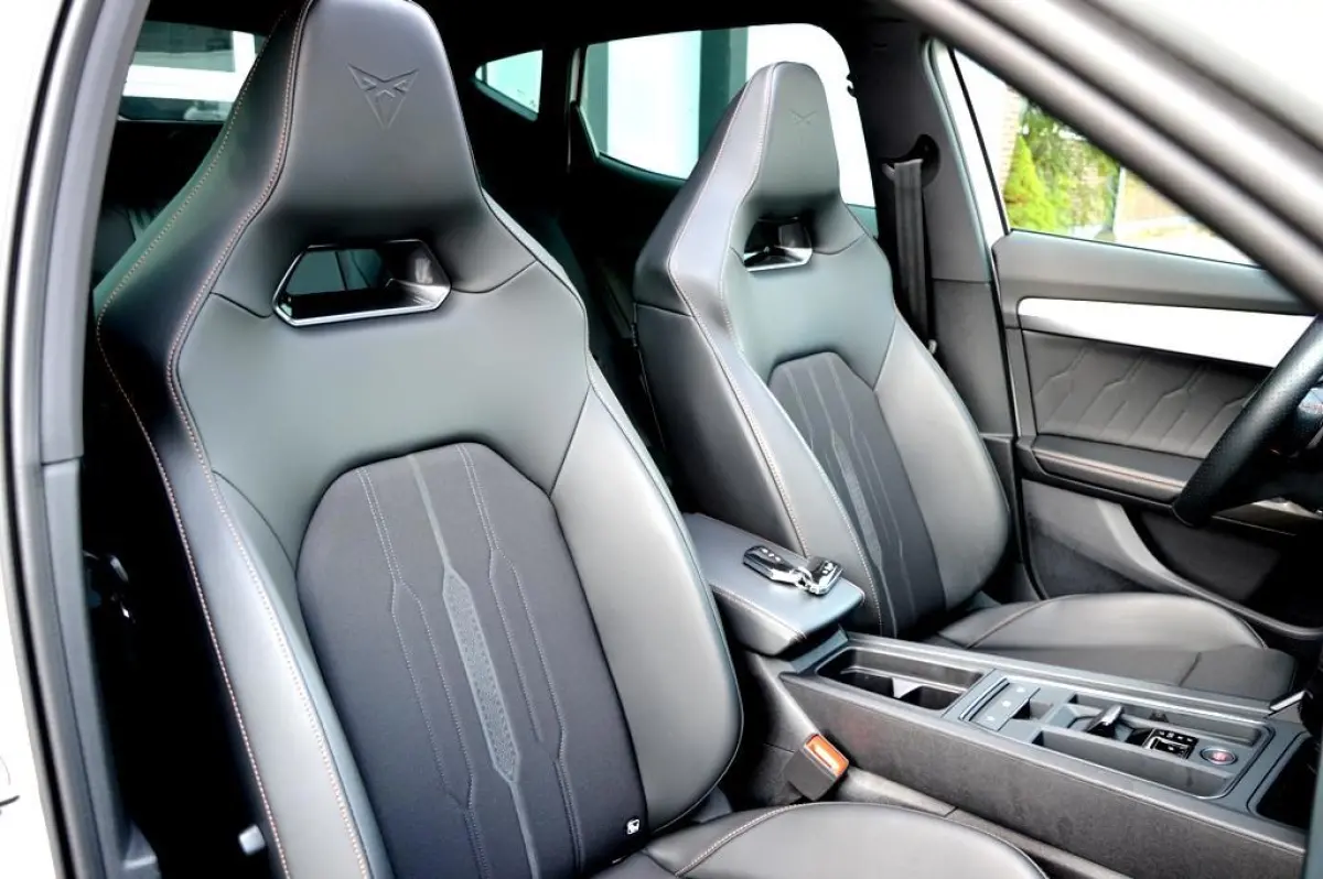 1.4 e-Hybrid VZ Performance 245PK 360º/VIRTU