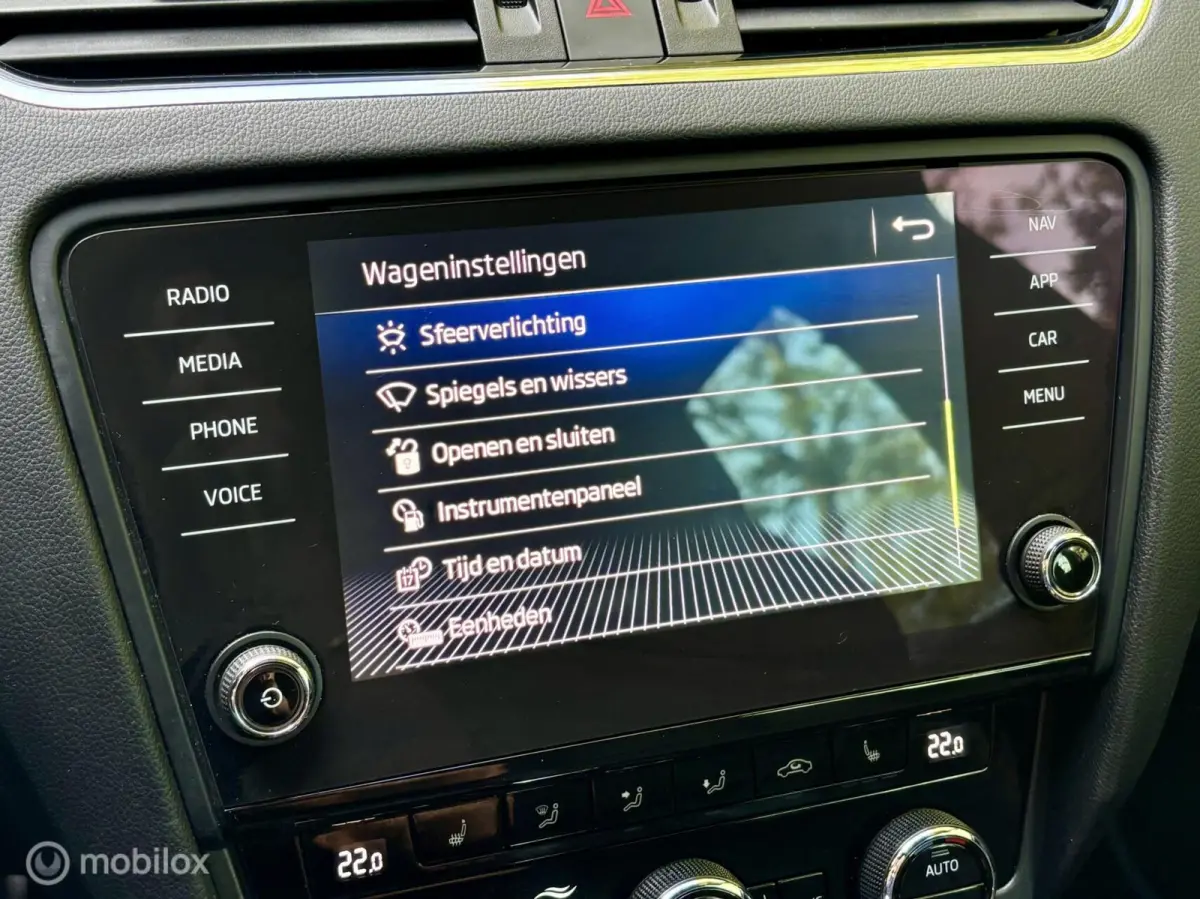 2.0 TSI RS. NAVI, AUTOMAAT, CRUISE, STOELVERWARMING.