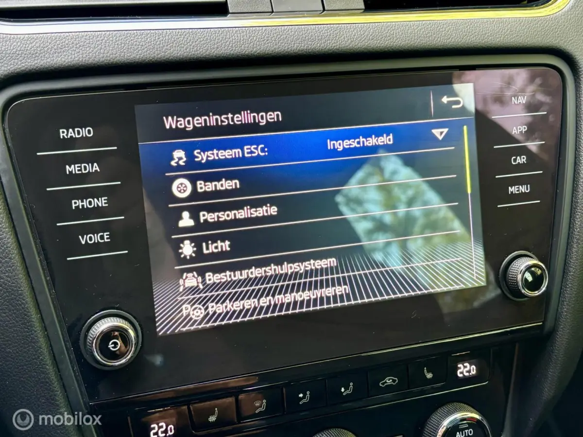 2.0 TSI RS. NAVI, AUTOMAAT, CRUISE, STOELVERWARMING.