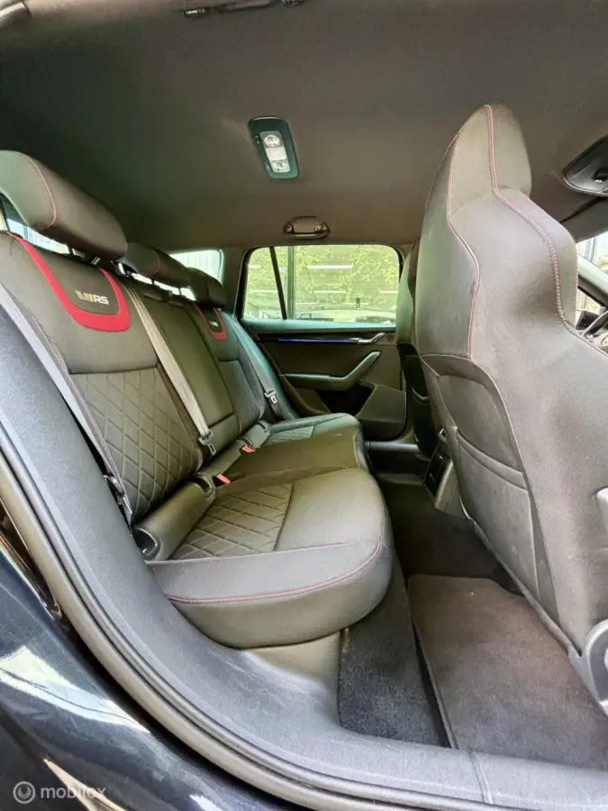 2.0 TSI RS. NAVI, AUTOMAAT, CRUISE, STOELVERWARMING.