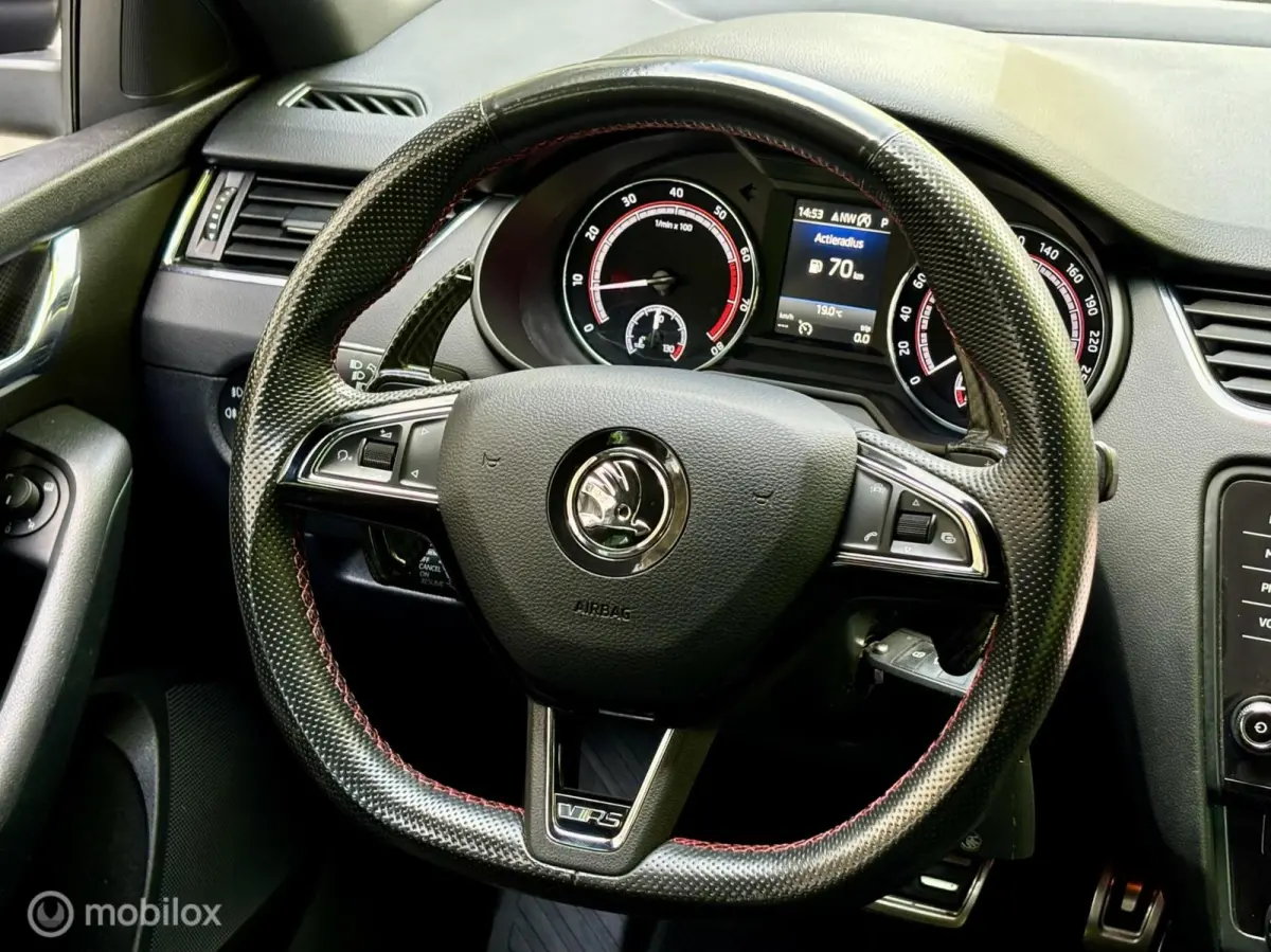 2.0 TSI RS. NAVI, AUTOMAAT, CRUISE, STOELVERWARMING.