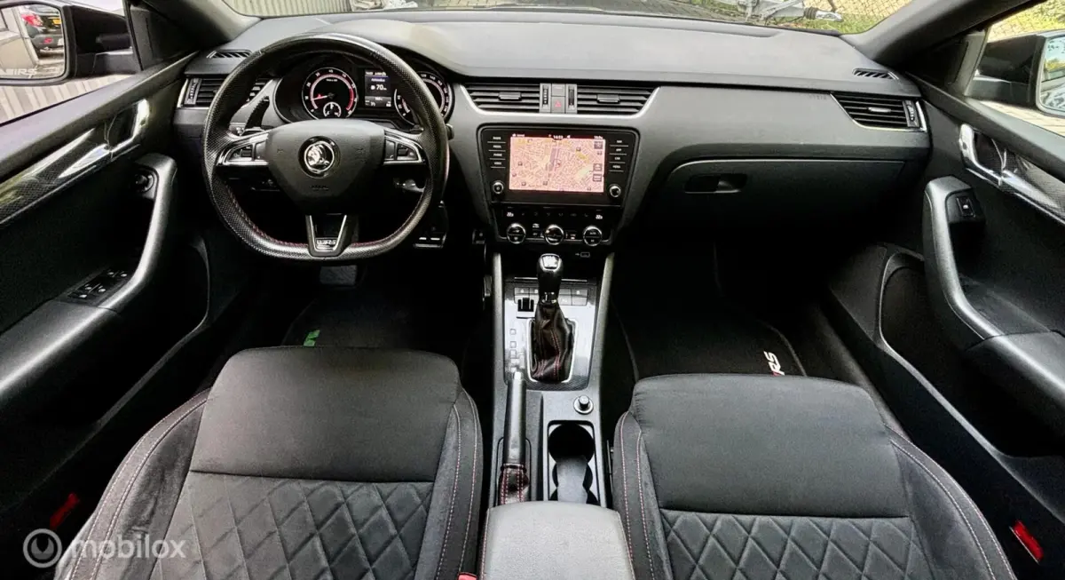 2.0 TSI RS. NAVI, AUTOMAAT, CRUISE, STOELVERWARMING.