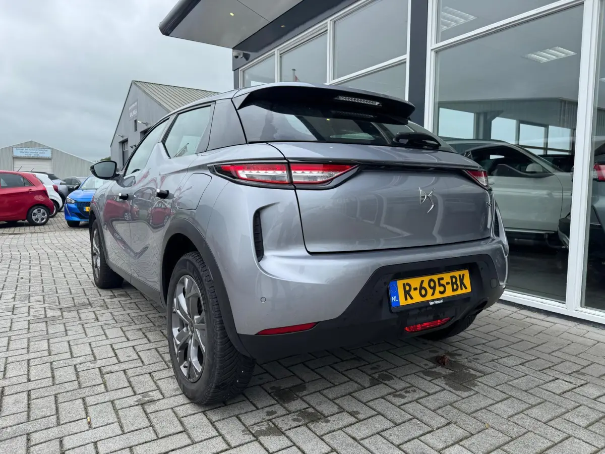 1.2 PureTech Montmartre|Navi|Cruise|PDC|AppleCarplay/Android Auto|Start/Stop|