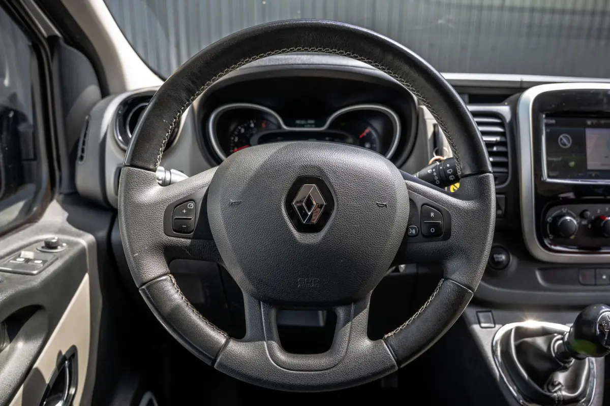 **1.6 dCi 9-Pers L2H1 | Incl. BPM, BTW vrij | R-Link | Navi | Airco | Cruise | PDC | MF Stuur | Start / Stop**