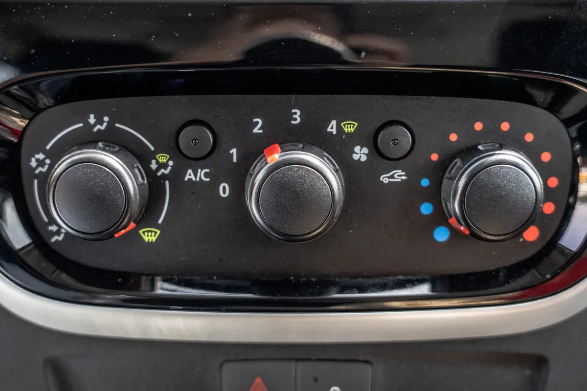 **1.6 dCi 9-Pers L2H1 | Incl. BPM, BTW vrij | R-Link | Navi | Airco | Cruise | PDC | MF Stuur | Start / Stop**