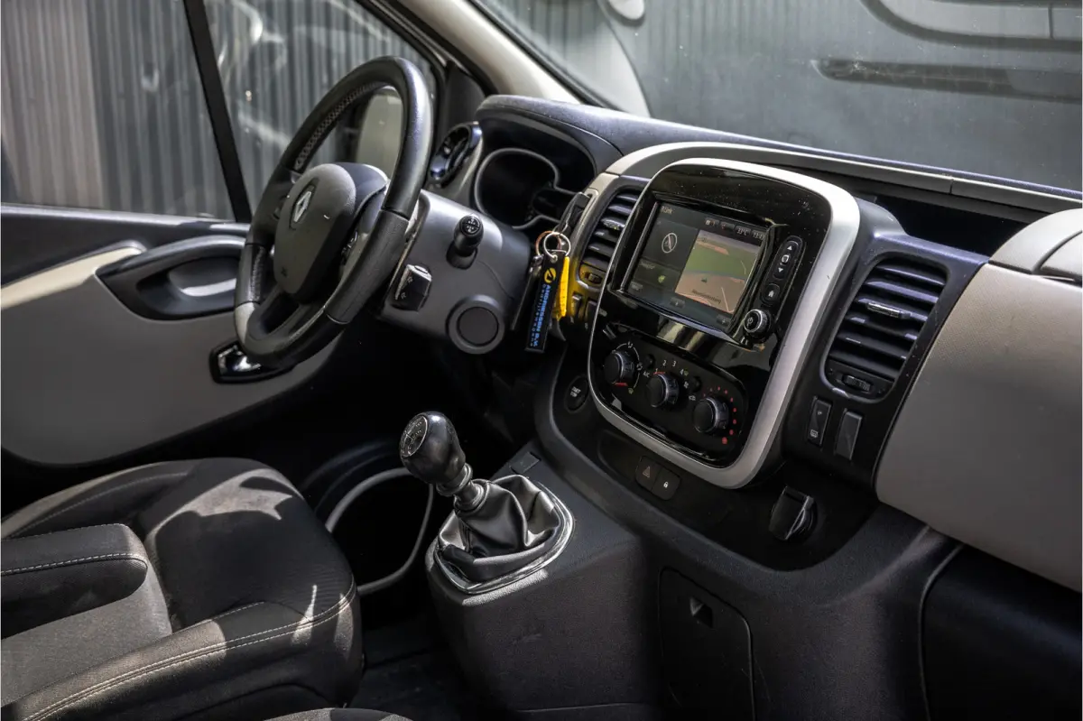 **1.6 dCi 9-Pers L2H1 | Incl. BPM, BTW vrij | R-Link | Navi | Airco | Cruise | PDC | MF Stuur | Start / Stop**
