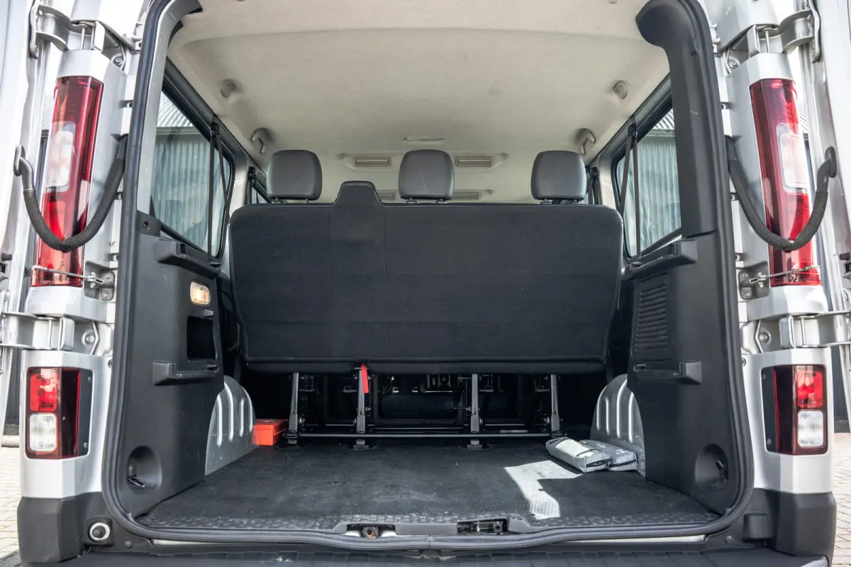 **1.6 dCi 9-Pers L2H1 | Incl. BPM, BTW vrij | R-Link | Navi | Airco | Cruise | PDC | MF Stuur | Start / Stop**