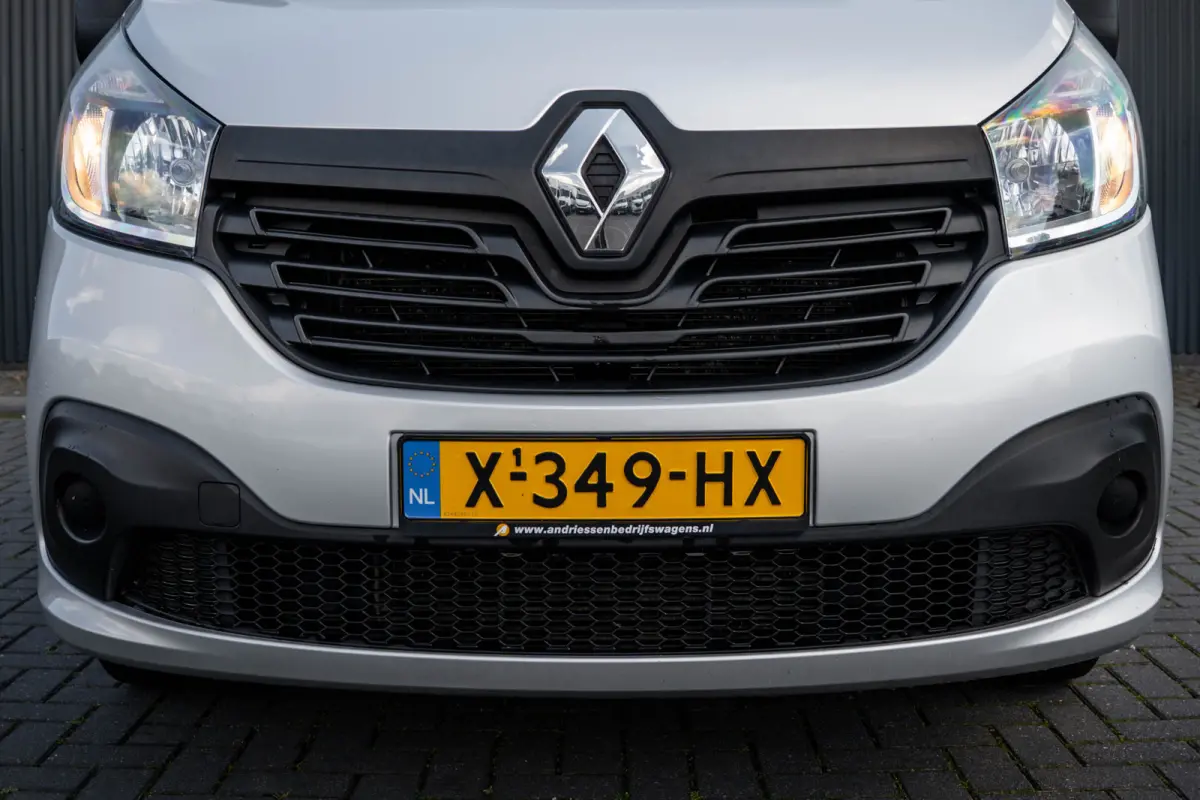 **1.6dCi 9-Pers L2H1 | Incl. BPM, BTW vrij | R-Link | Navi | Airco | Cruise | PDC | MF Stuur | Start / Stop**