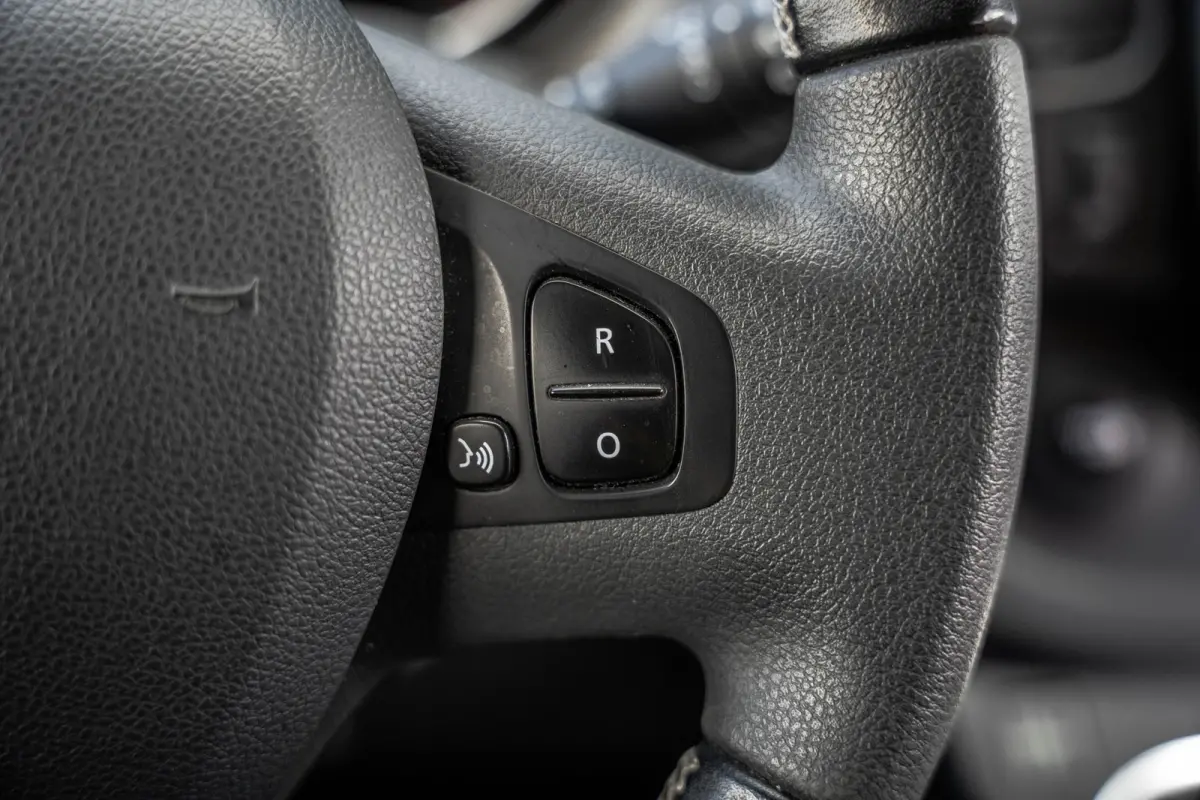 **1.6dCi 9-Pers L2H1 | Incl. BPM, BTW vrij | R-Link | Navi | Airco | Cruise | PDC | MF Stuur | Start / Stop**