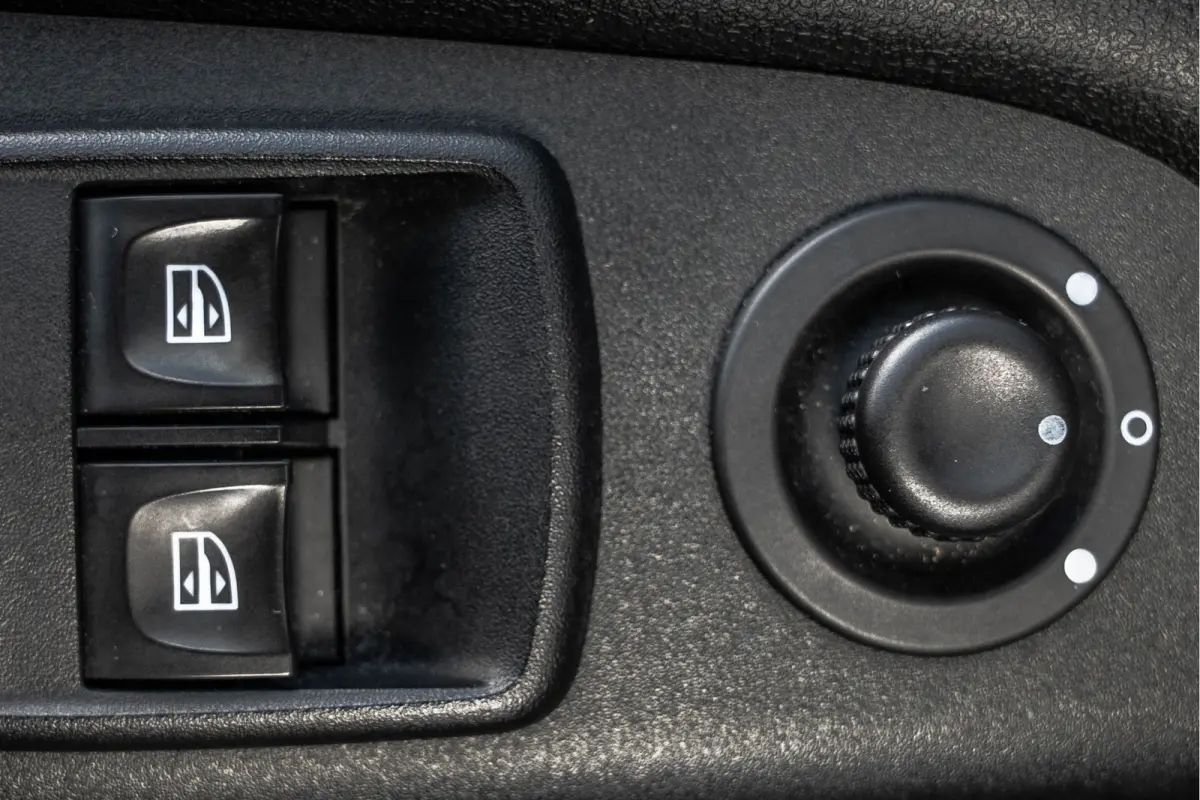 **1.6dCi 9-Pers L2H1 | Incl. BPM, BTW vrij | R-Link | Navi | Airco | Cruise | PDC | MF Stuur | Start / Stop**