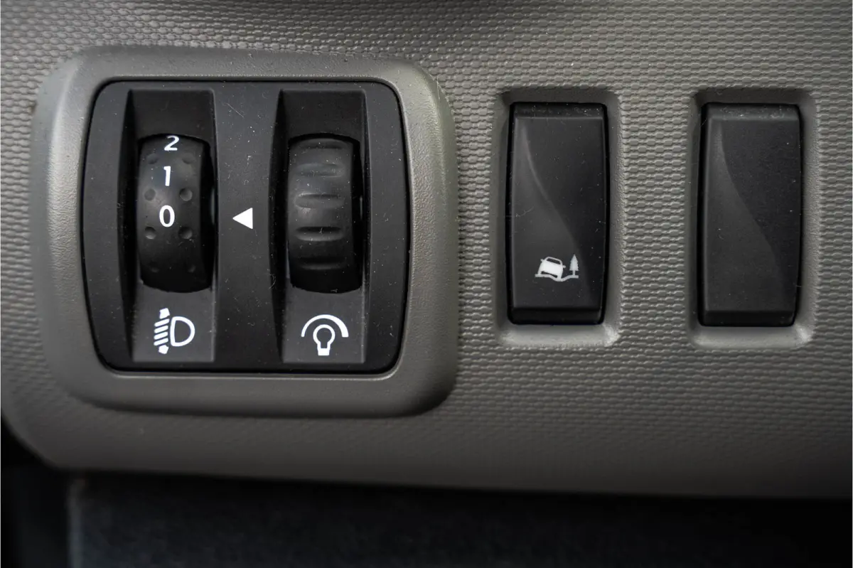 **1.6dCi 9-Pers L2H1 | Incl. BPM, BTW vrij | R-Link | Navi | Airco | Cruise | PDC | MF Stuur | Start / Stop**