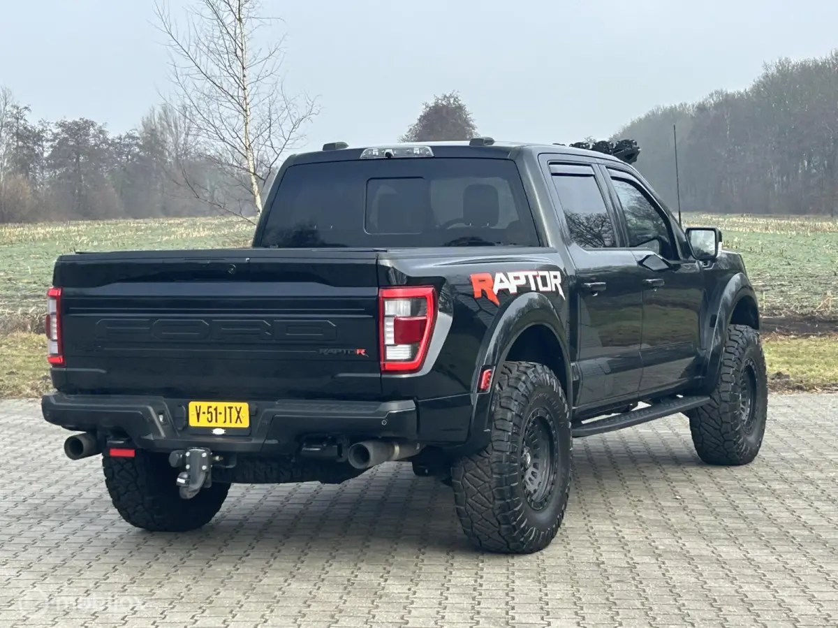 USA Raptor R 5.2 Supercharged