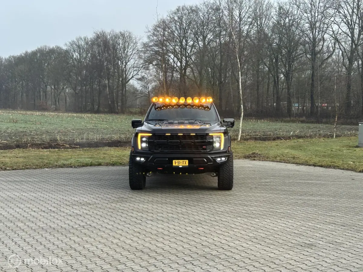 USA Raptor R 5.2 Supercharged