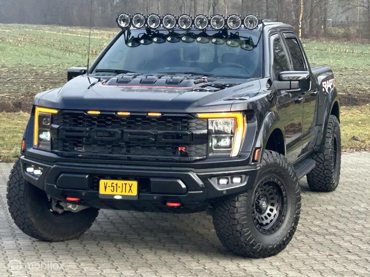 USA Raptor R 5.2 Supercharged