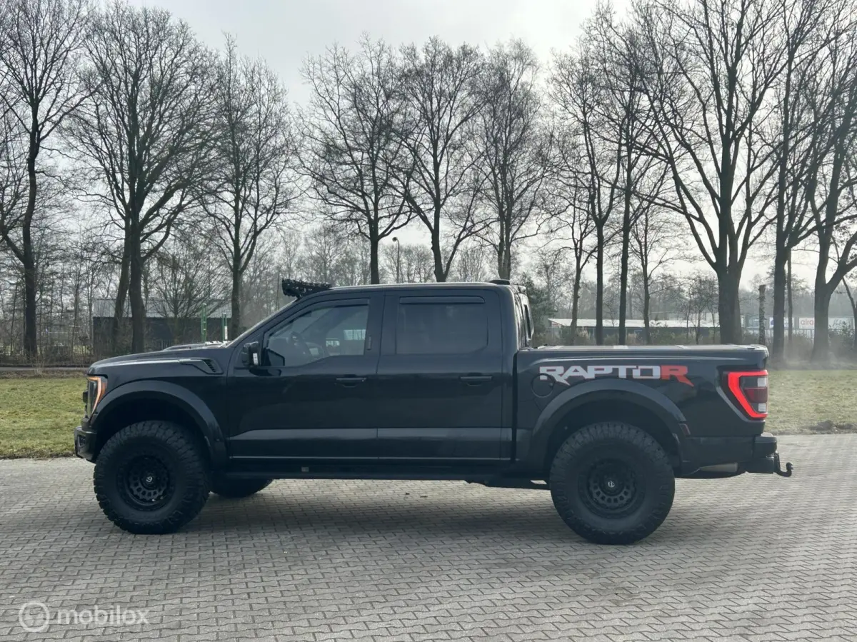 USA Raptor R 5.2 Supercharged