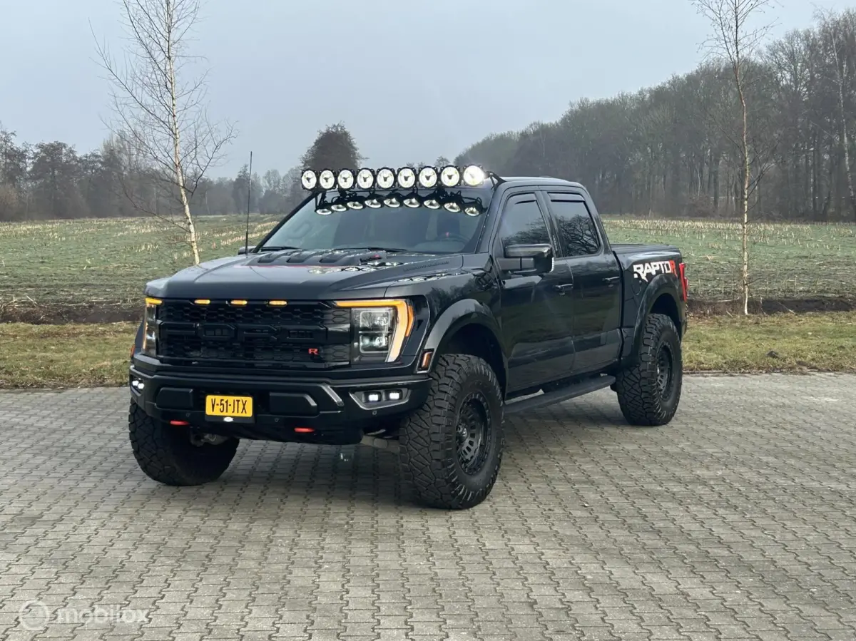 USA Raptor R 5.2 Supercharged