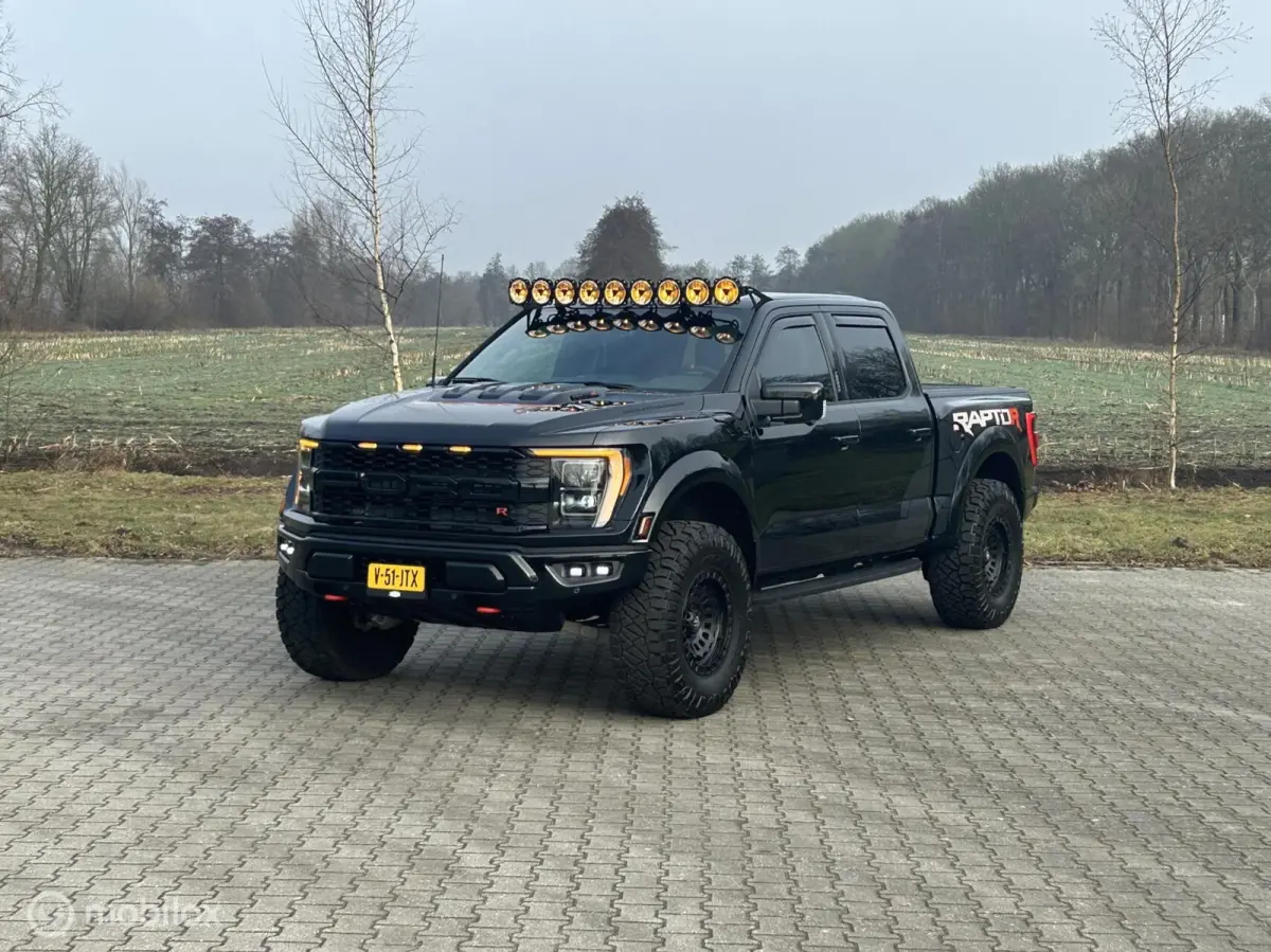 USA Raptor R 5.2 Supercharged