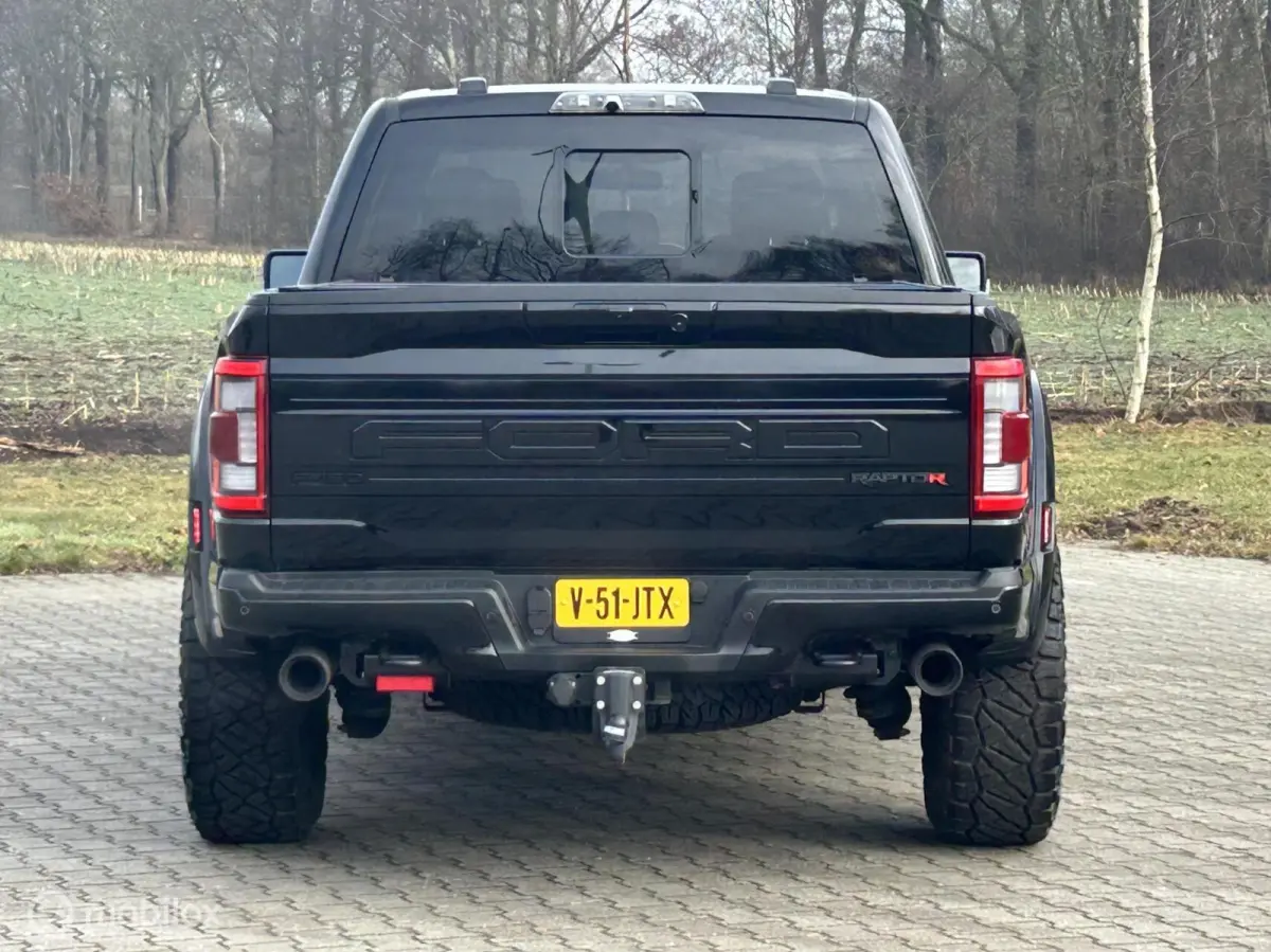 USA Raptor R 5.2 Supercharged
