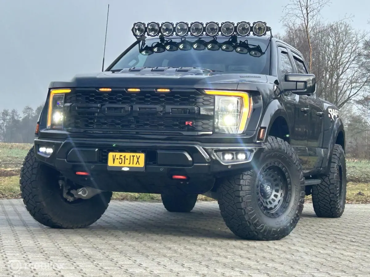 USA Raptor R 5.2 Supercharged