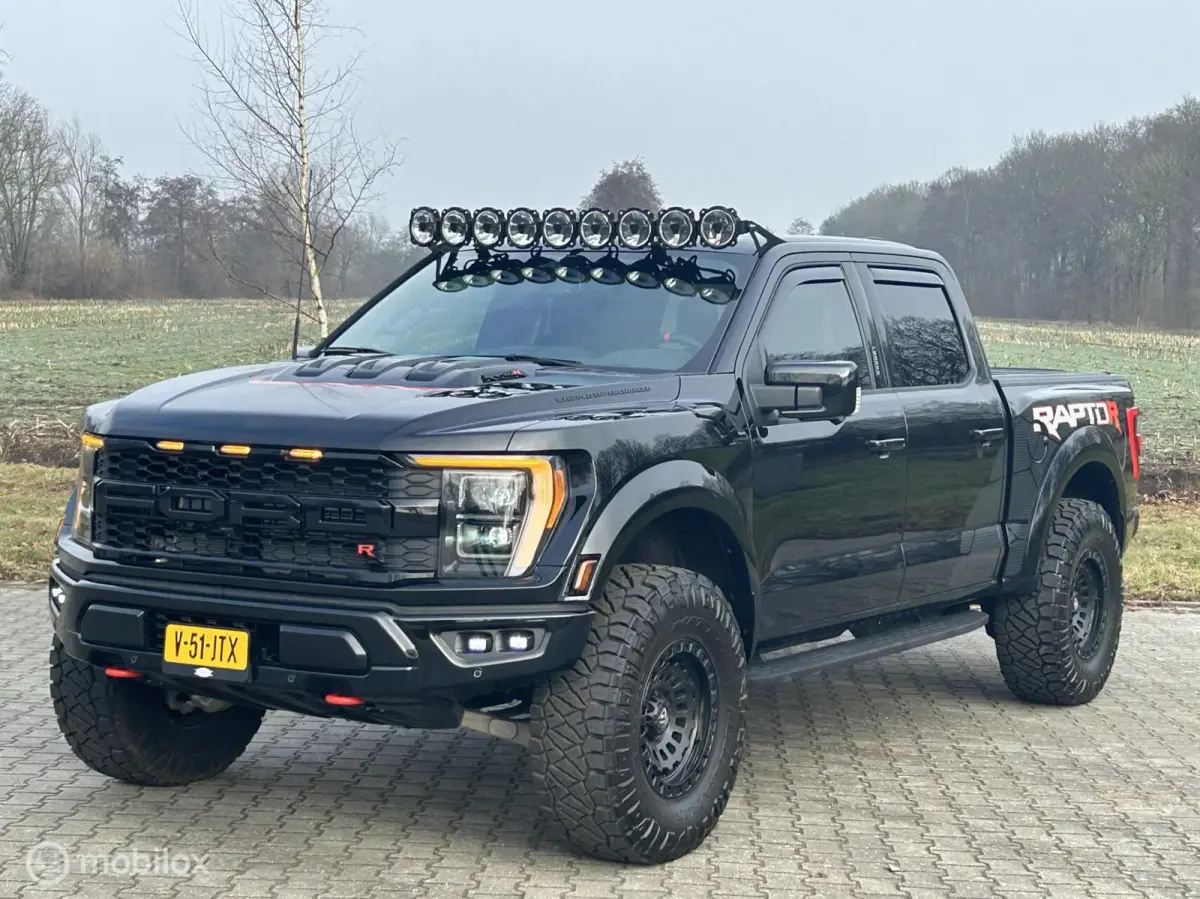 USA Raptor R 5.2 Supercharged