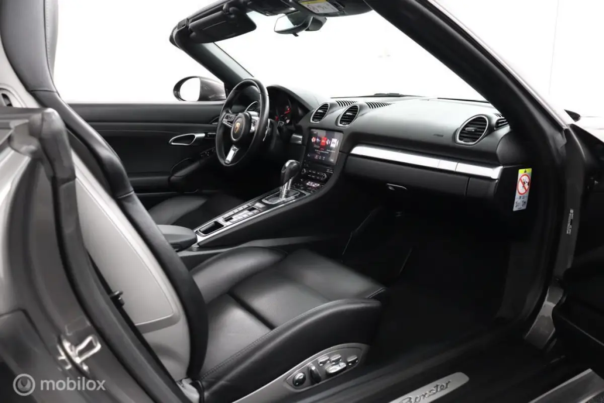 2.0 Turbo 300 Pk PDK| Leder | NL Auto | Sportuitlaat | 20LMV | stoel\stoel verwarming | memory stoelen |Active suspensie PASM | DEALER-STAAT