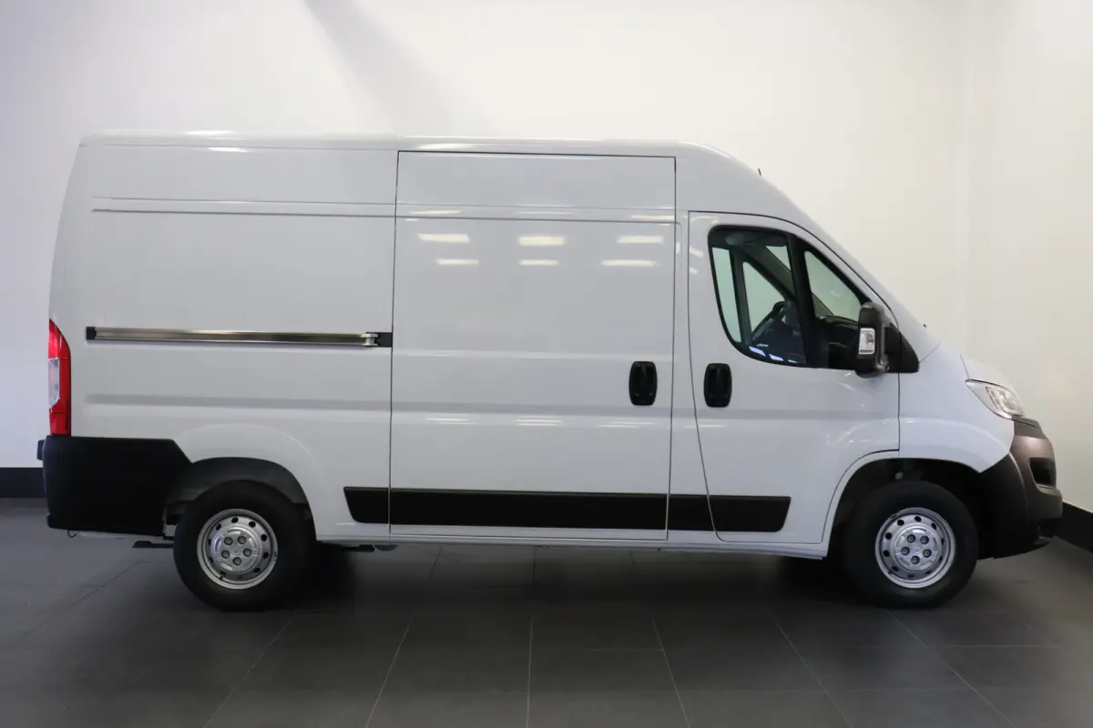 2.2D 120PK L2H2 EURO 6 - Airco - Cruise - PDC - € 17.950,- Excl.