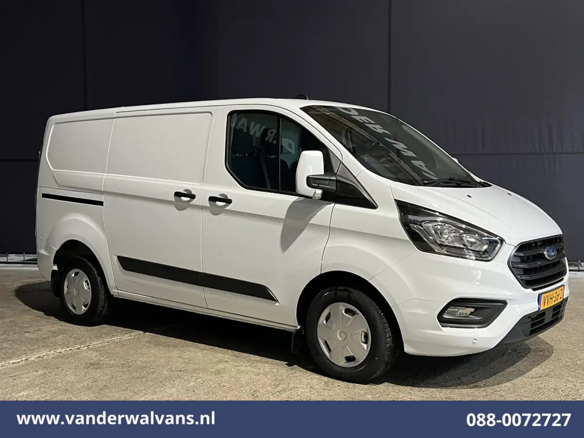 2.0 TDCI L1H1 Euro6 Airco | Navigatie | Camera | LED | Cruisecontrol Stoelverwarming Parkeersensoren, Verwarmde voorruit, Bijrijdersbank, 2500kg trekvermogen