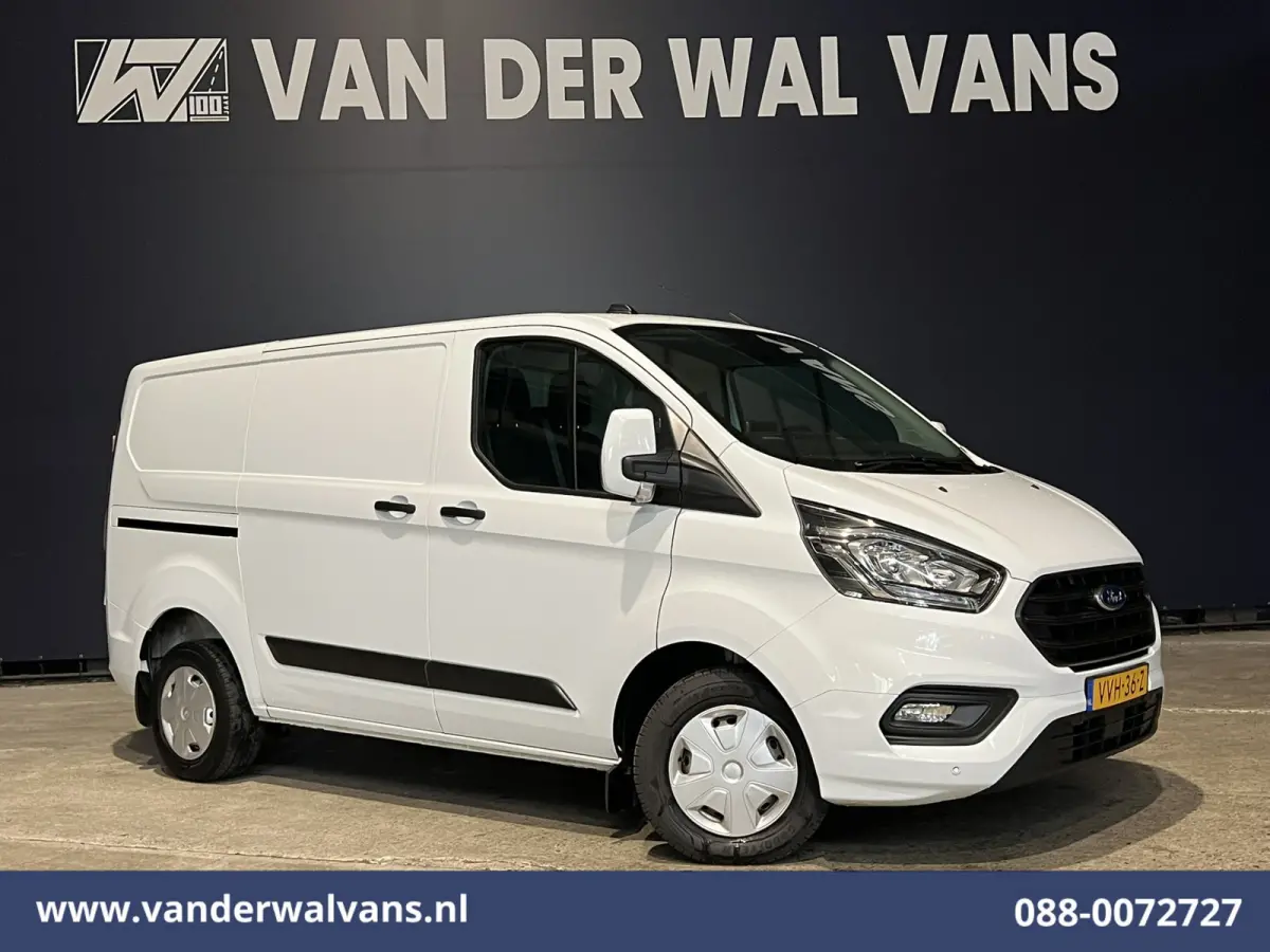 2.0 TDCI L1H1 Euro6 Airco | Navigatie | Camera | LED | Cruisecontrol Stoelverwarming Parkeersensoren, Verwarmde voorruit, Bijrijdersbank, 2500kg trekvermogen