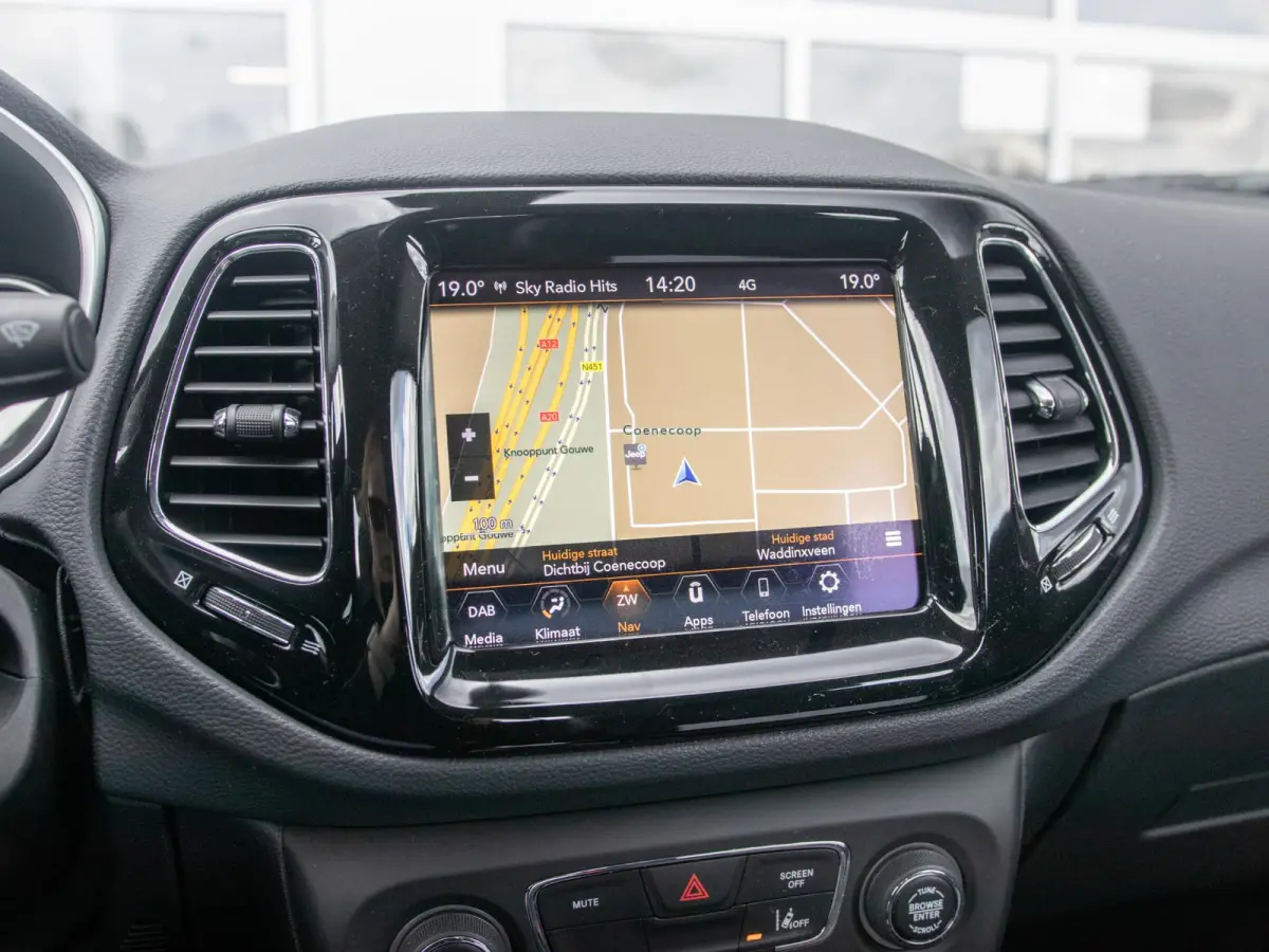 1.3T Night Eagle Liberty Edition | Trekhaak | Clima | Navi | Carplay | Camera | PDC | 19"