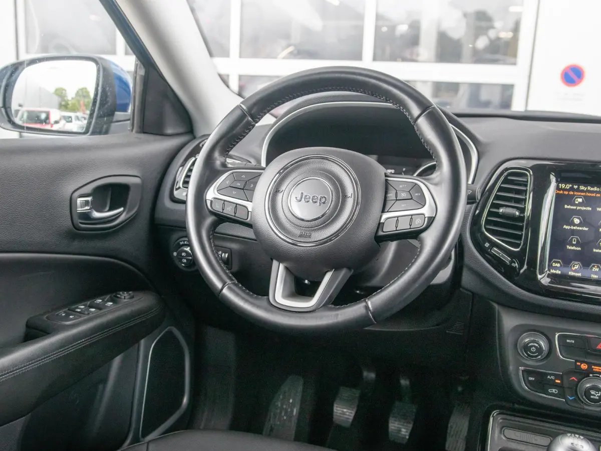 1.3T Night Eagle Liberty Edition | Trekhaak | Clima | Navi | Carplay | Camera | PDC | 19"