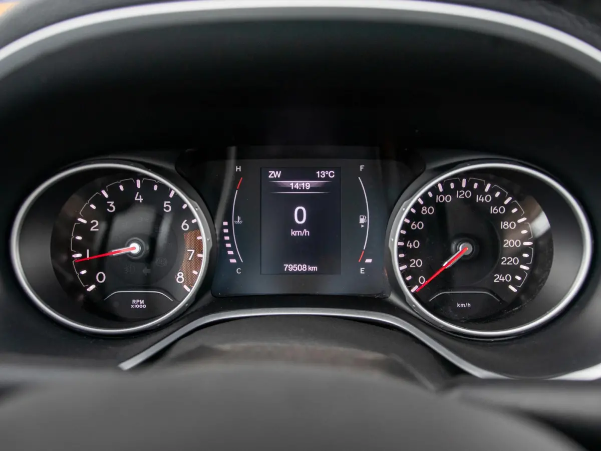 1.3T Night Eagle Liberty Edition | Trekhaak | Clima | Navi | Carplay | Camera | PDC | 19"