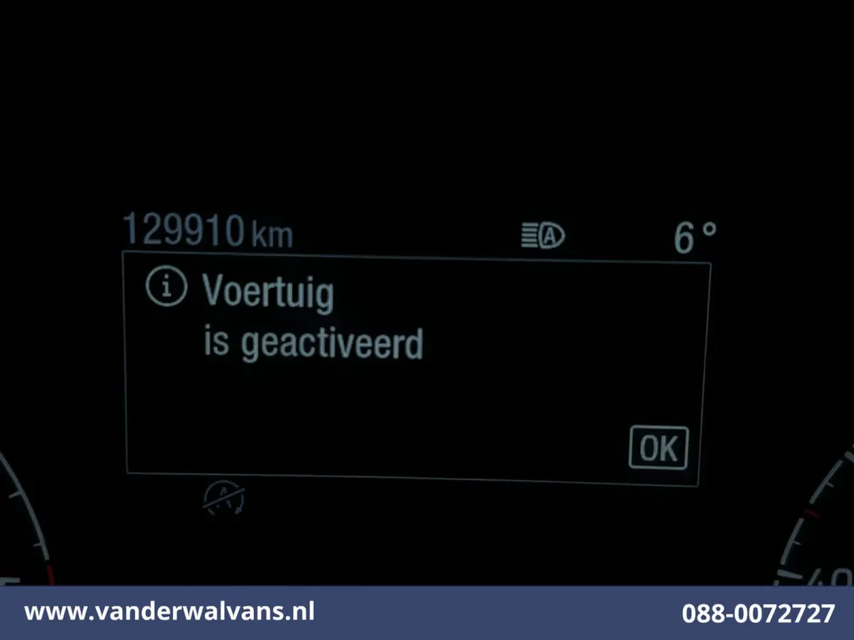 2.0 TDCI L1H1 Euro6 Airco | Camera | LED | Android Auto | Cruisecontrol | Verwarmde voorruit Parkeersensoren, Bijrijdersbank, 2500kg trekvermogen