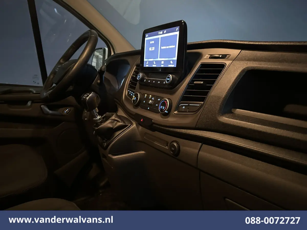 2.0 TDCI L1H1 Euro6 Airco | Camera | LED | Android Auto | Cruisecontrol | Verwarmde voorruit Parkeersensoren, Bijrijdersbank, 2500kg trekvermogen