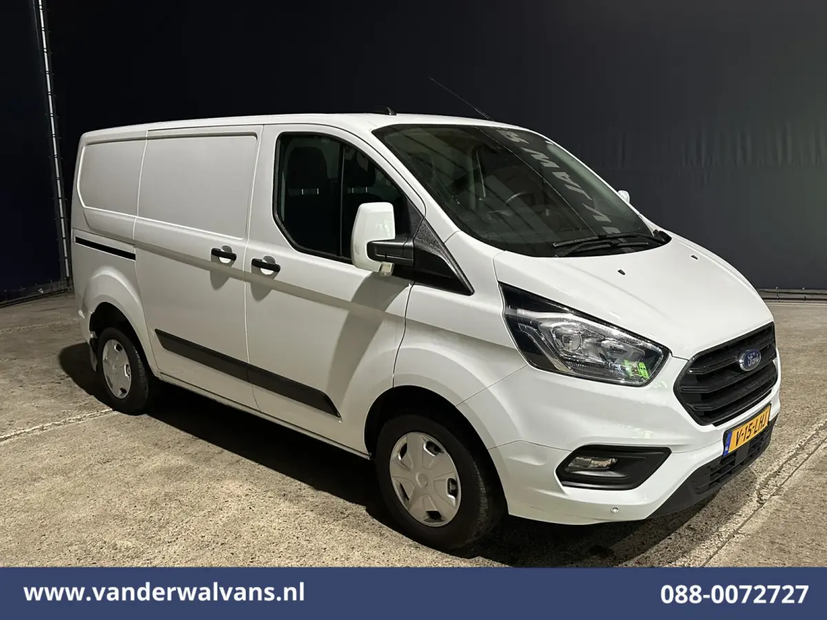 2.0 TDCI L1H1 Euro6 Airco | Camera | LED | Android Auto | Cruisecontrol | Verwarmde voorruit Parkeersensoren, Bijrijdersbank, 2500kg trekvermogen